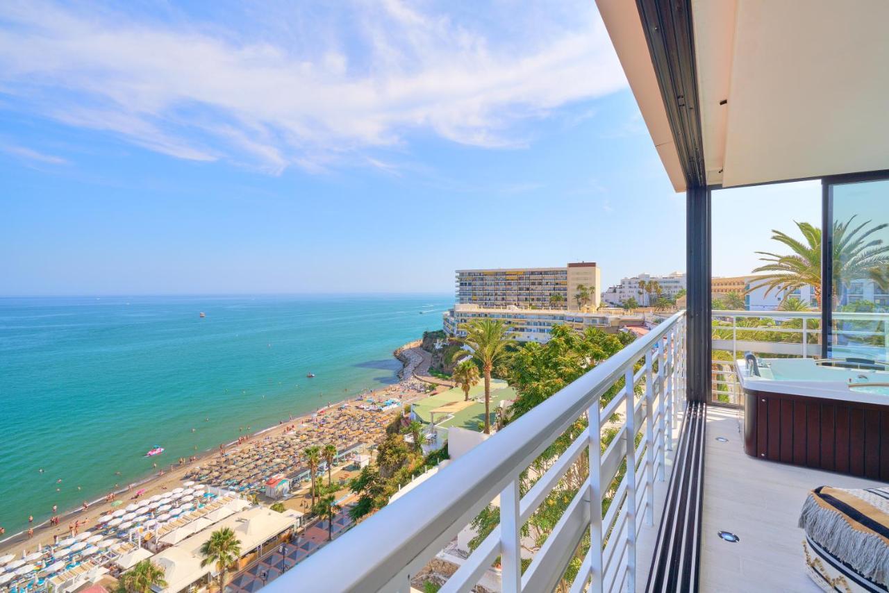 Savanna Beach. Amazing Apartment With Jacuzzi Torremolinos Exterior photo